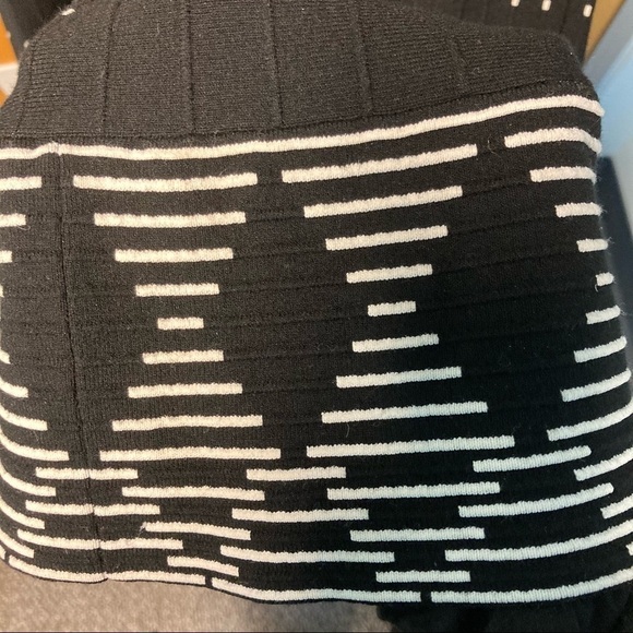 KATE SPADE Sz M Flare Ribbed  Knit Sleeveless A-Line Slight Flare Dress - Picture 6 of 9